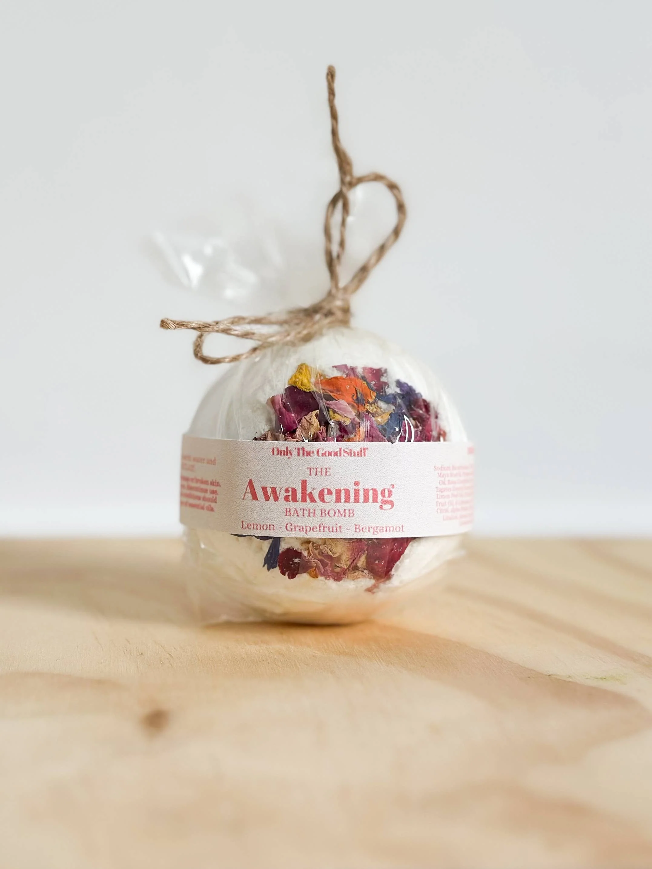 Botanical Bath Bomb : Awakening – Grapefruit, Lemon & Bergamot - Image 3