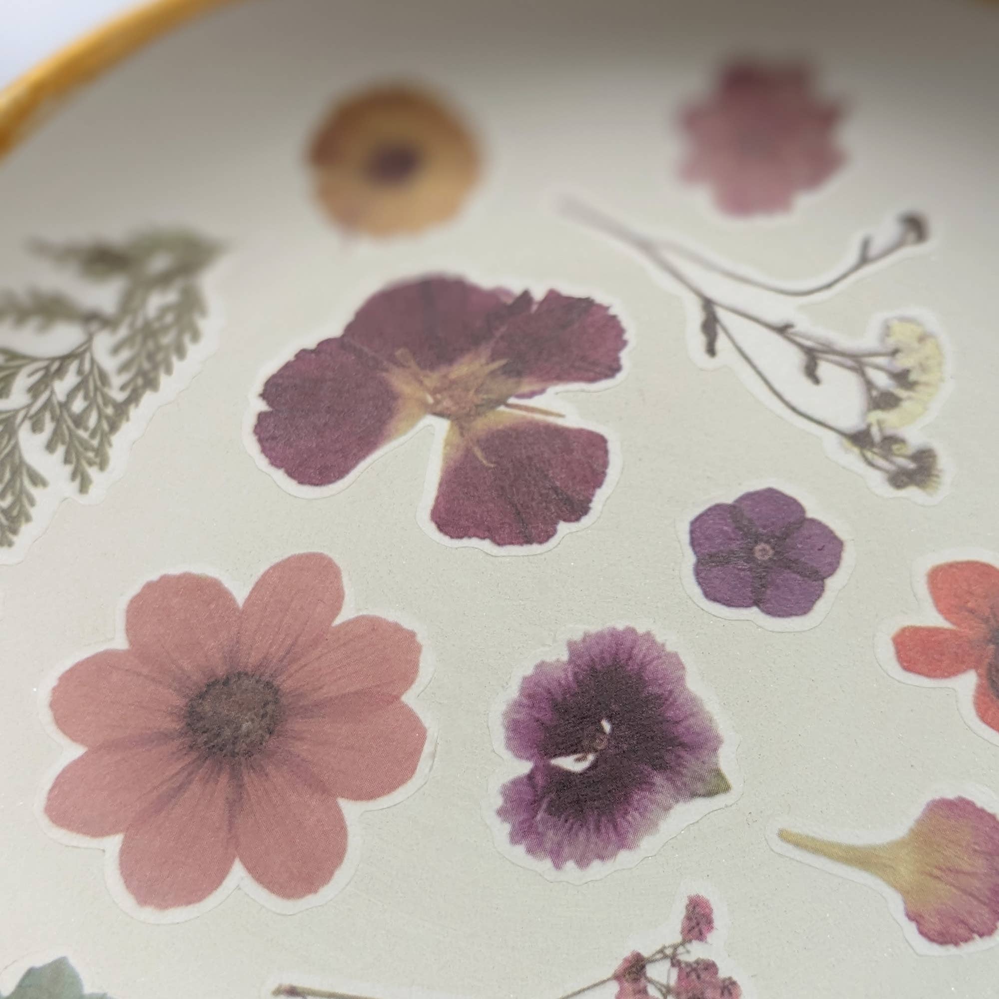 Luxe Decor DIY Craft Kit - Decorate Your Own Trinket Dishes - Image 3