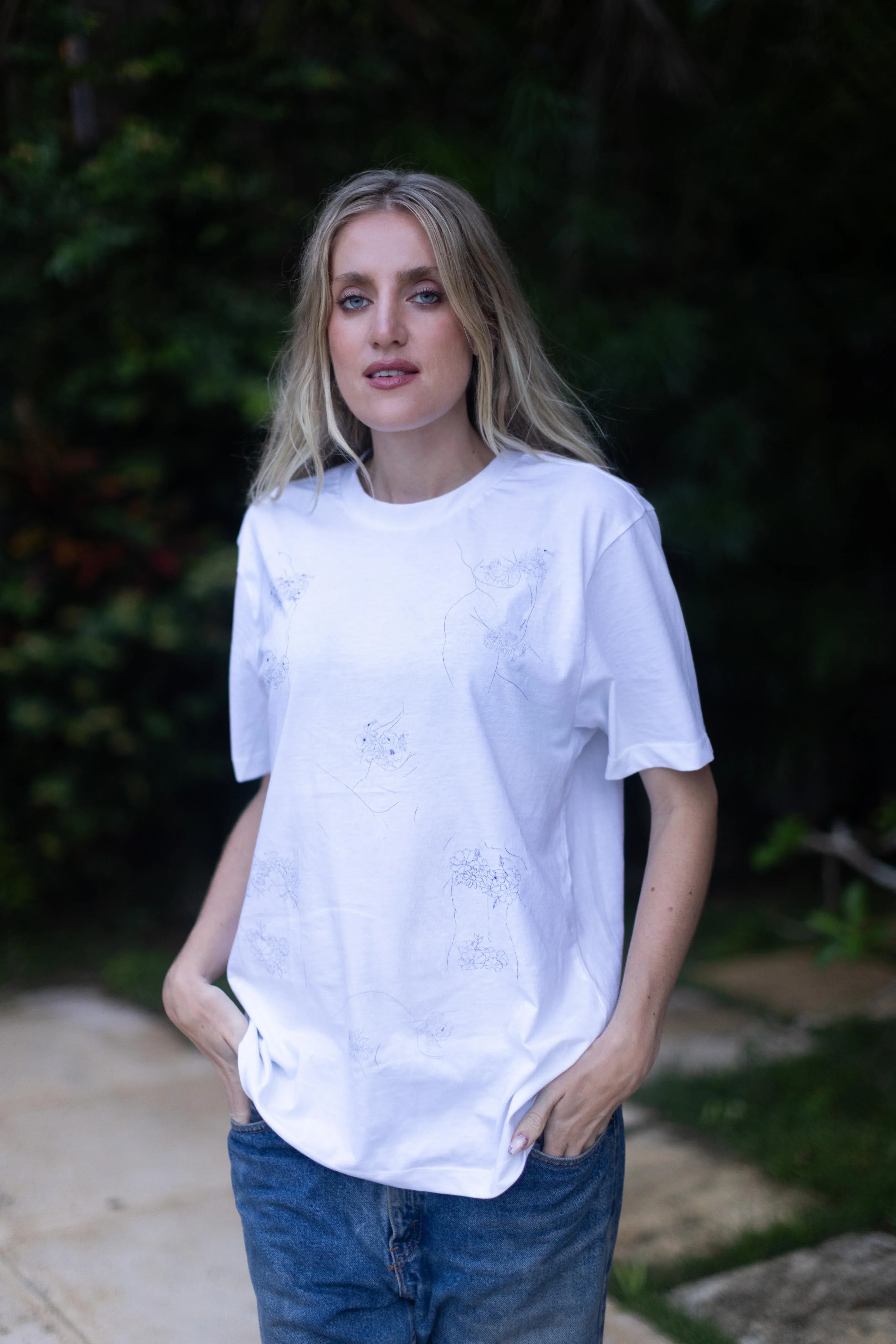 Sophie Tea x MIND - Essentials Classic Tee