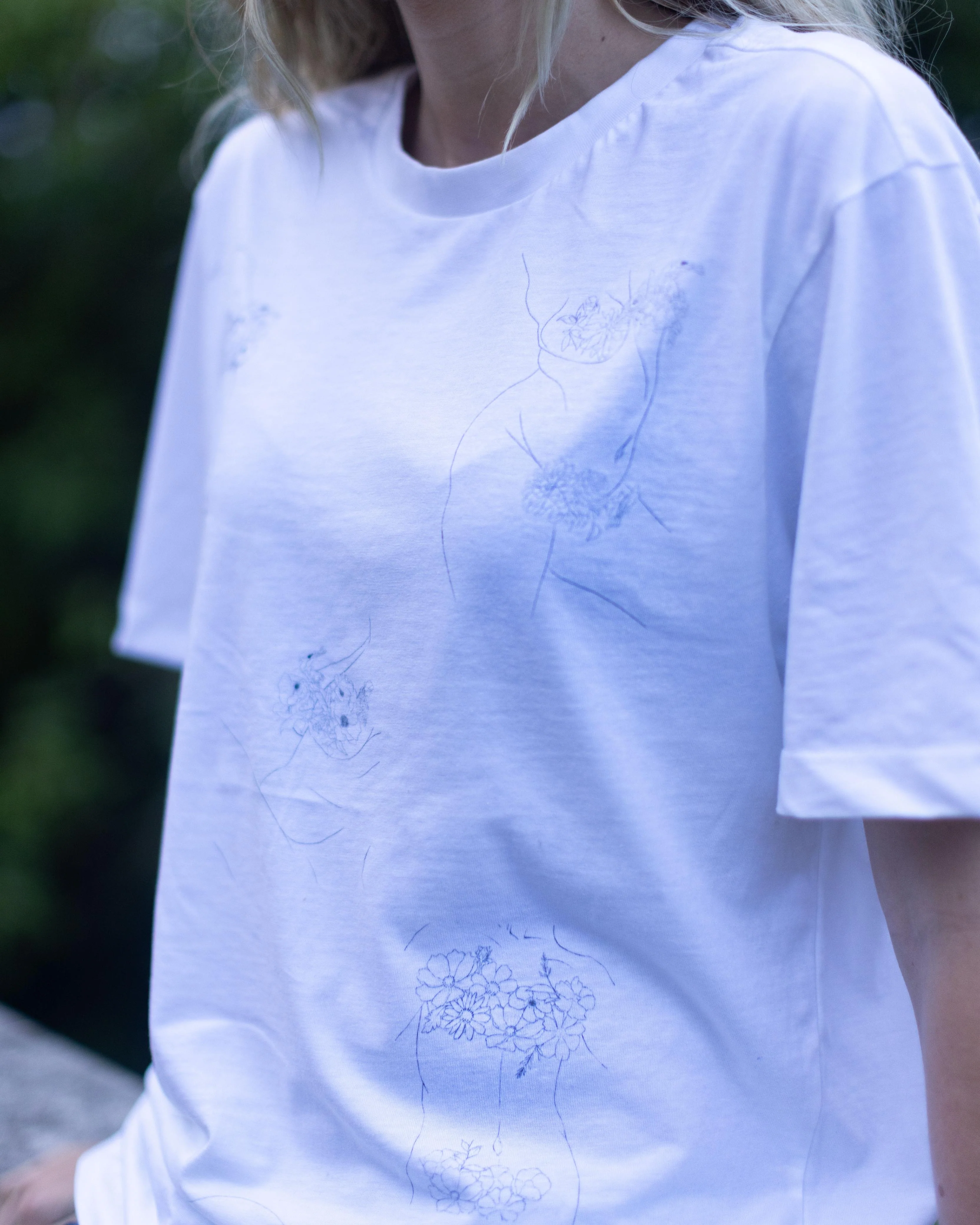Sophie Tea x MIND - Essentials Classic Tee - Image 4