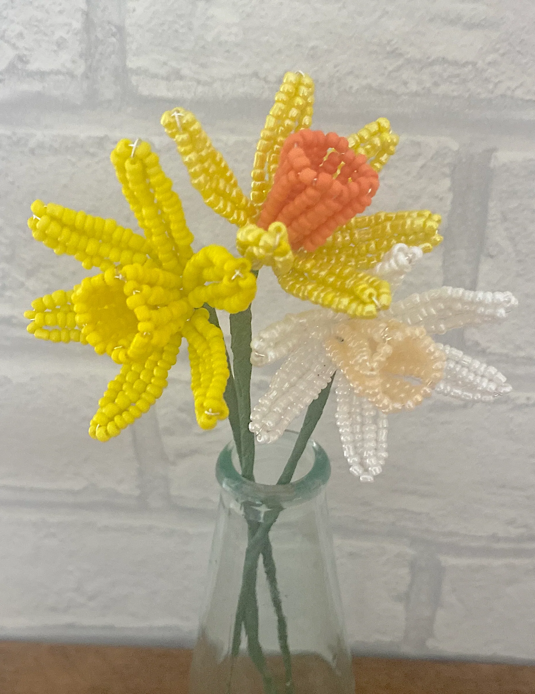 Daffodil Beaded Flower Craft Kit – DIY Forever Flowers - Image 3