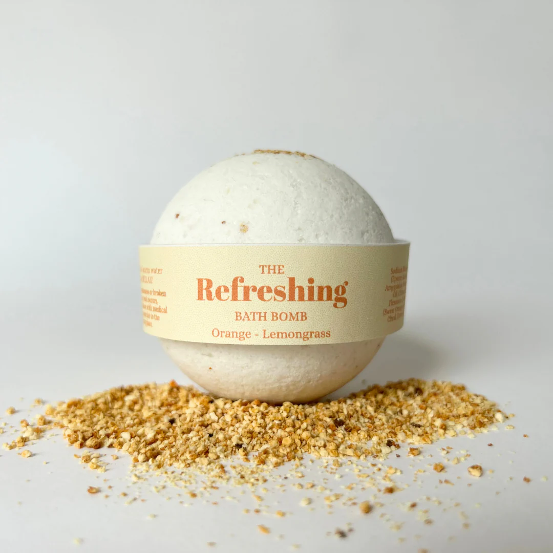 Botanical Bath Bomb: Refreshing – Sweet Orange & Lemongrass